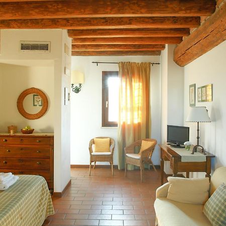 Agriturismo Tenuta La Pila Villa Villa Bartolomea Rum bild